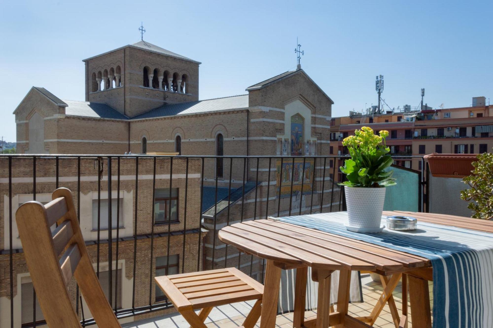 Testaccio Xix-Xxv Bed And Breakfast Рим Екстериор снимка