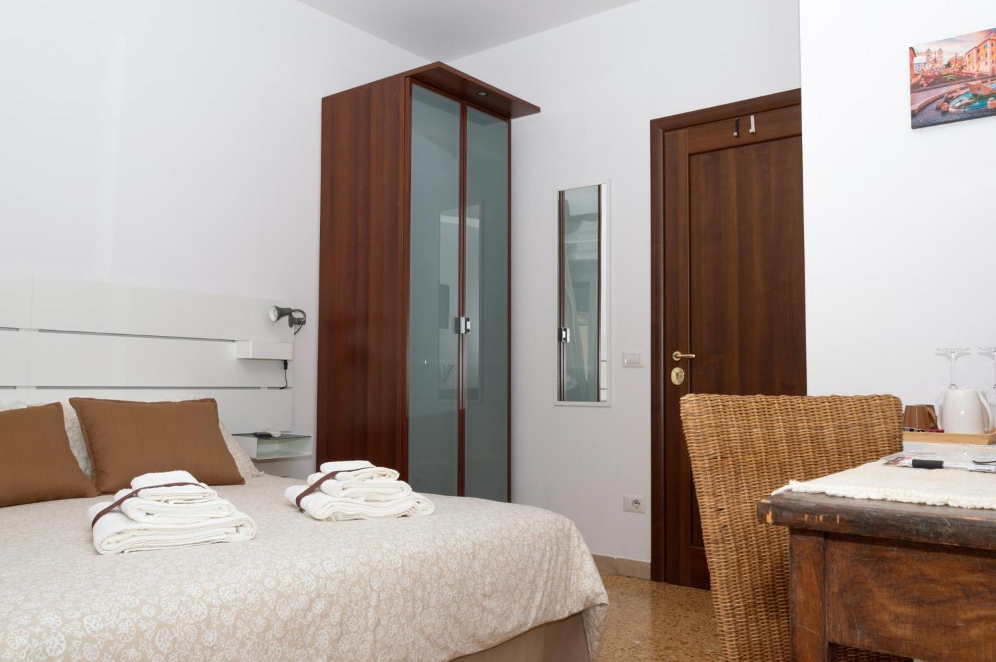 Testaccio Xix-Xxv Bed And Breakfast Рим Екстериор снимка