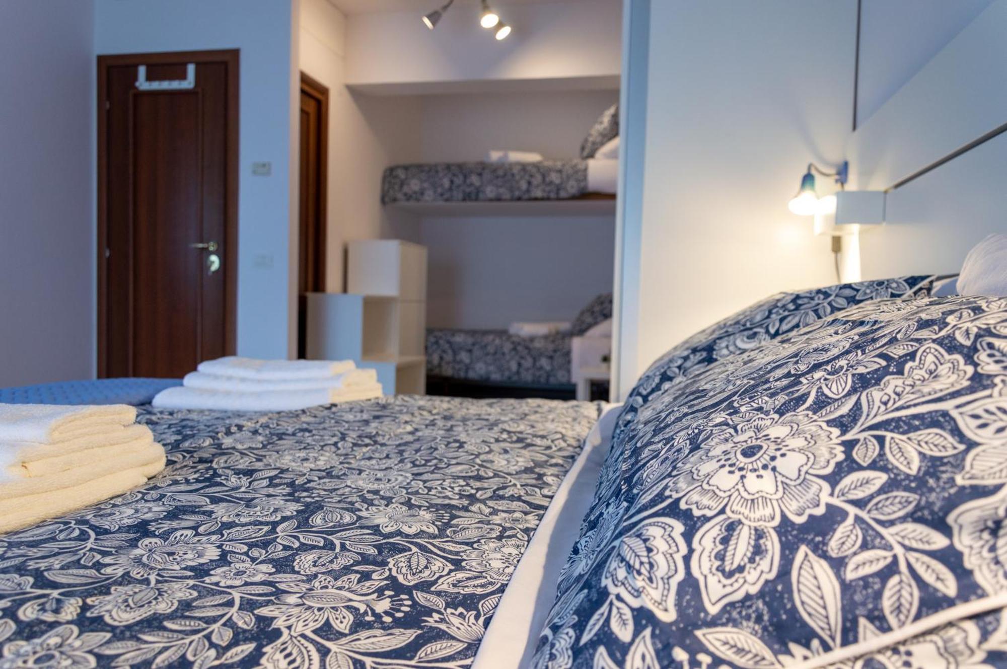 Testaccio Xix-Xxv Bed And Breakfast Рим Екстериор снимка